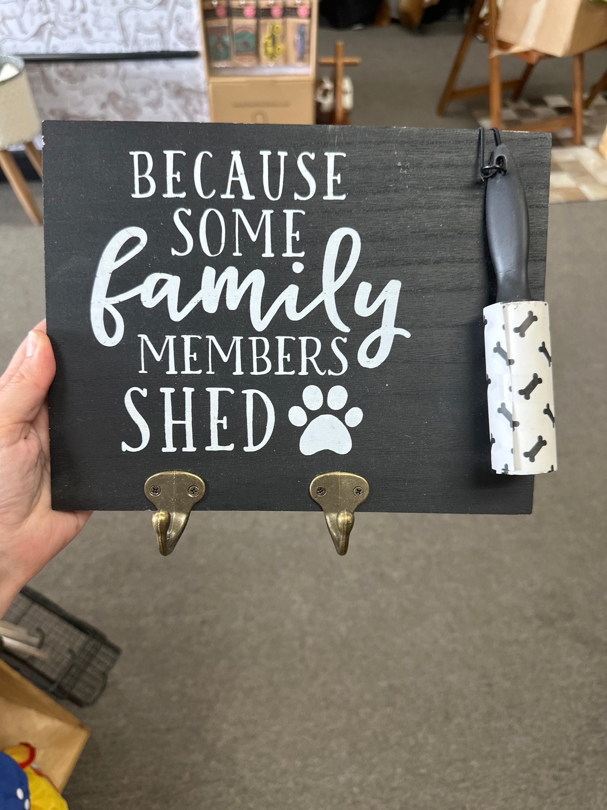 Family members Sign