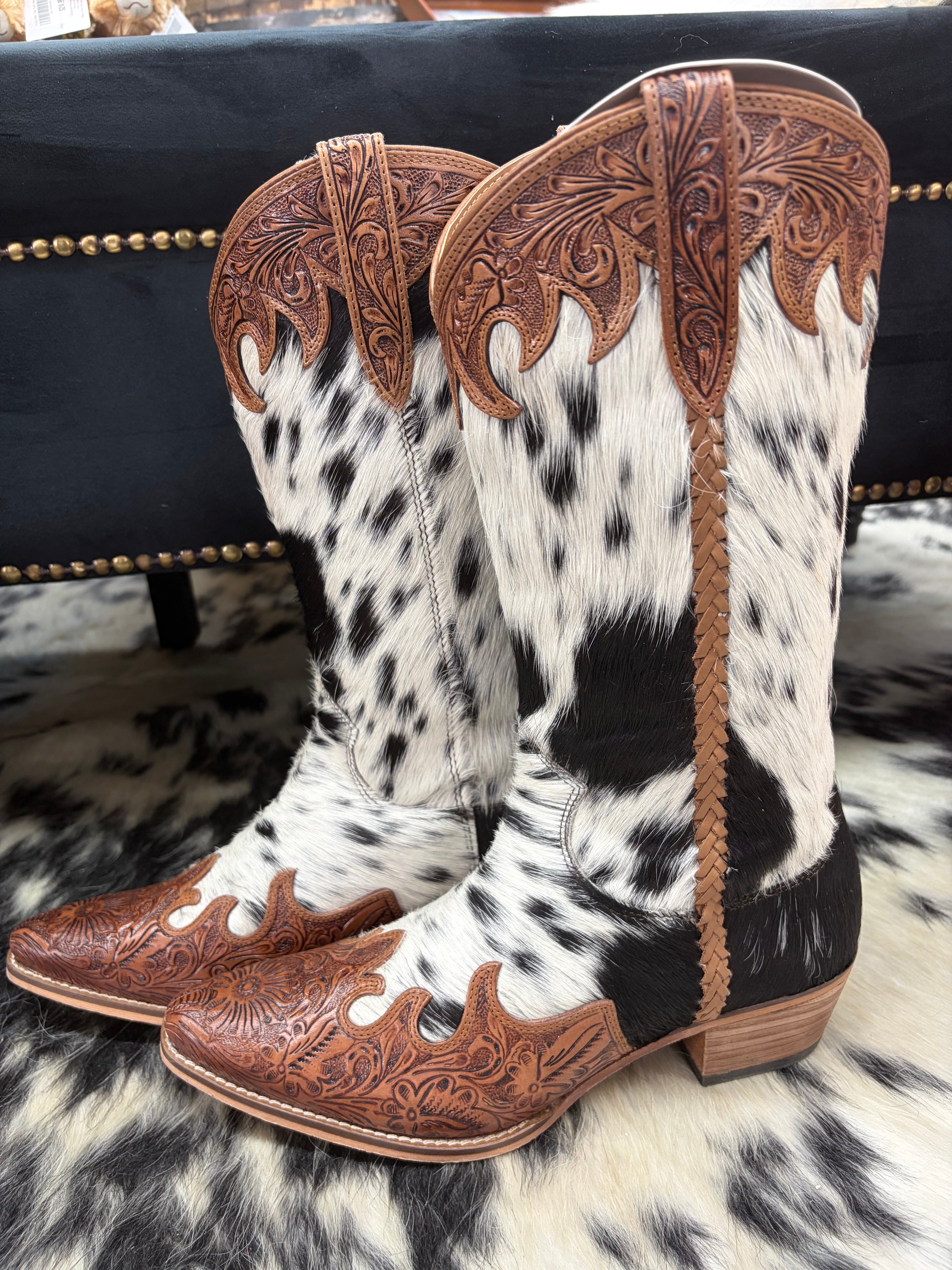Myra Cowhide boots size 10