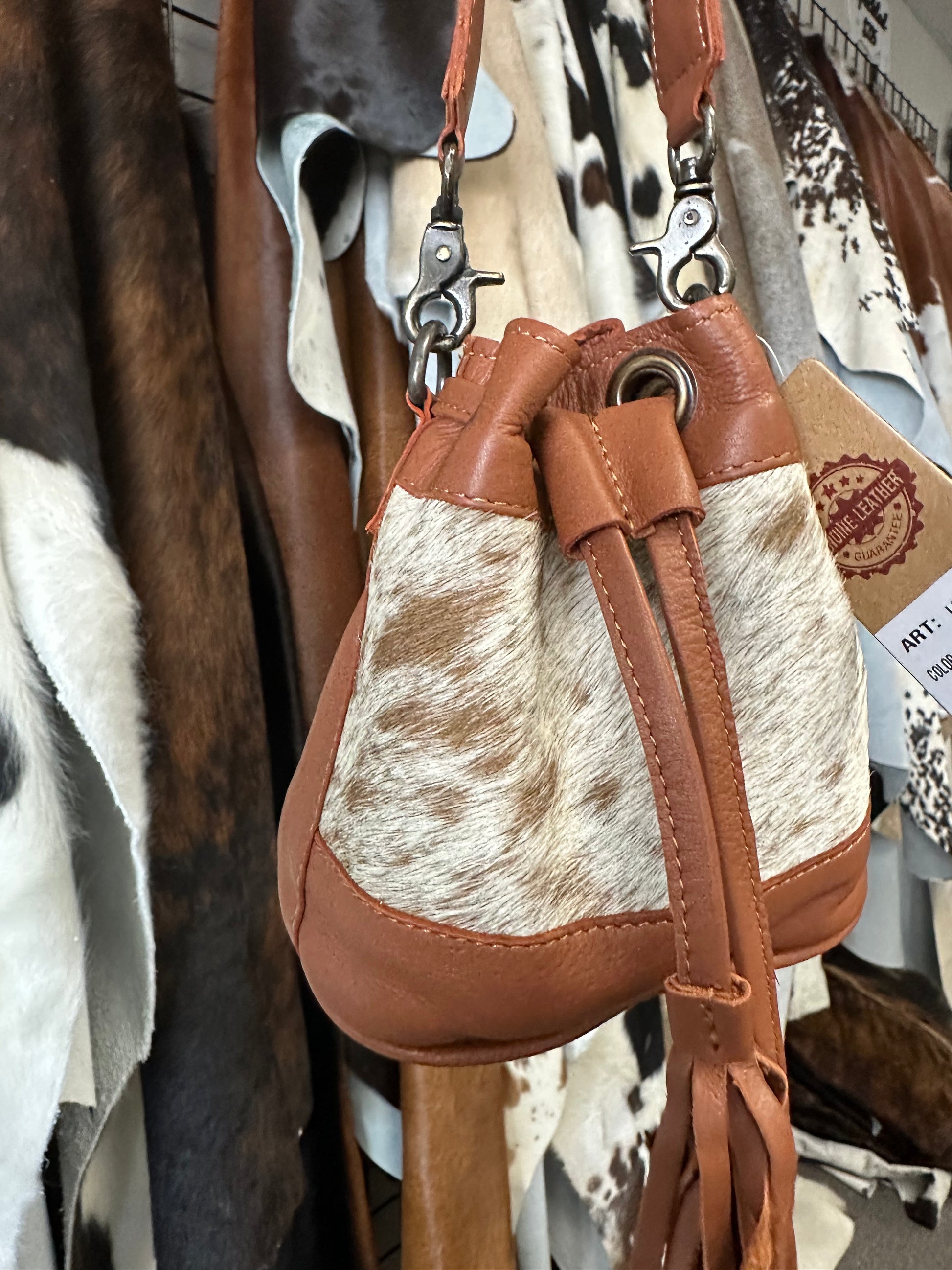Cowhide drawstring crossbody - KIDS