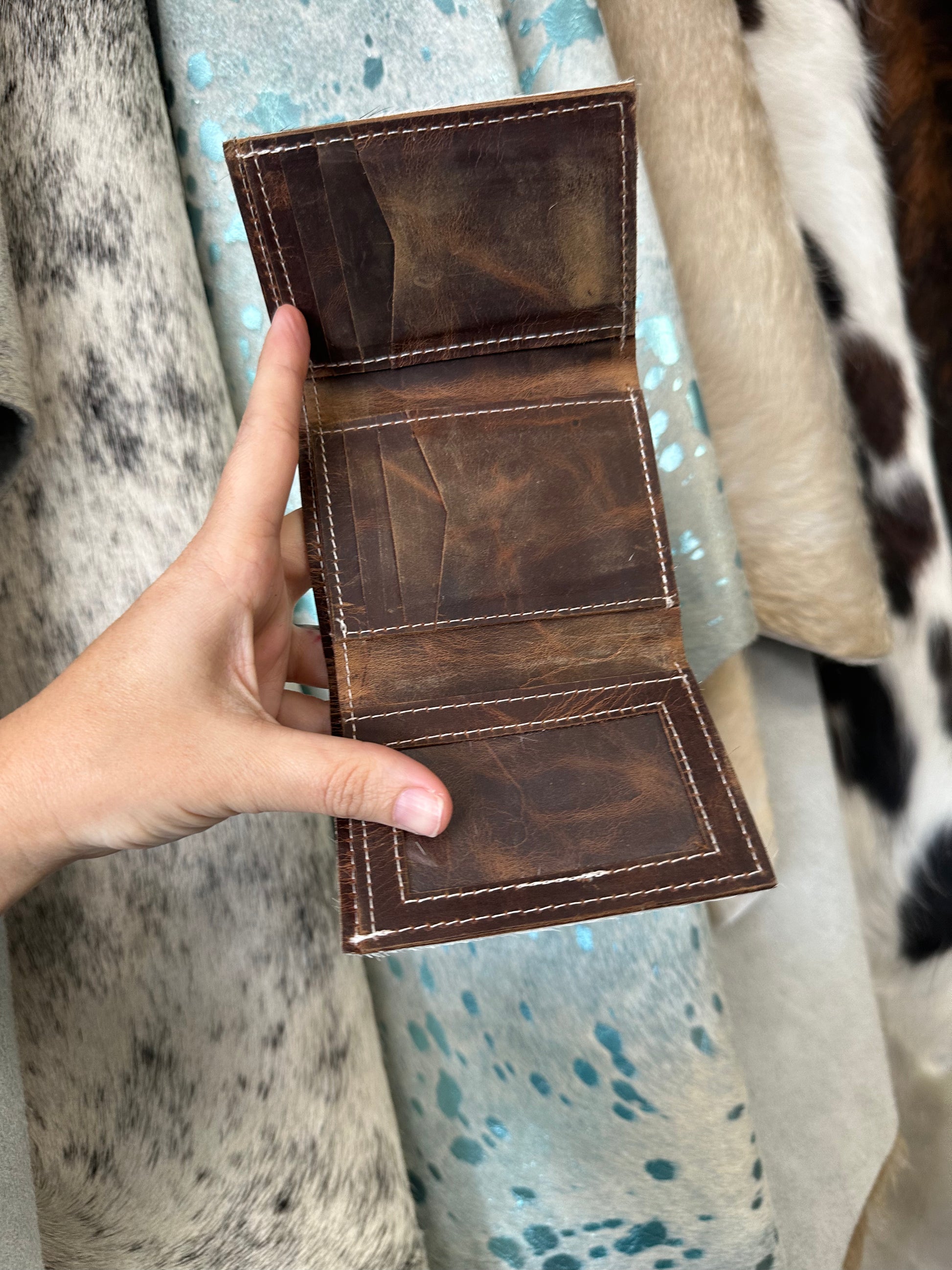 Cowhide men’s wallet