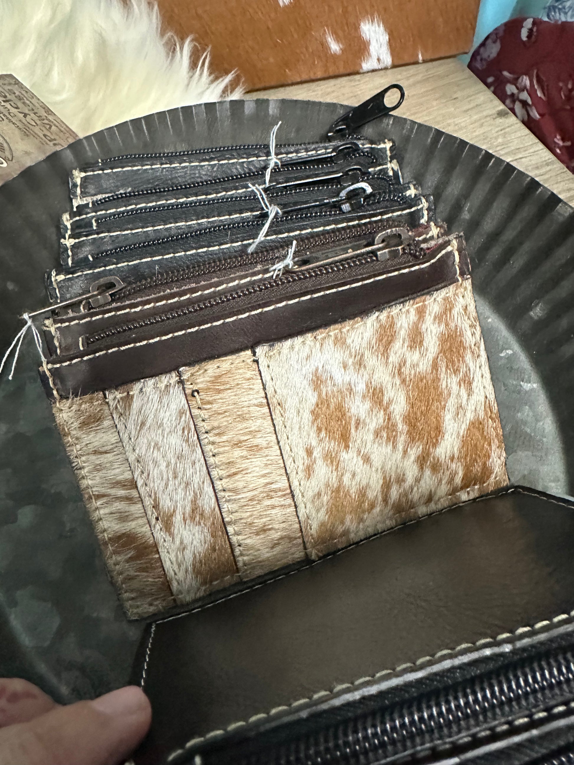 Cowhide mini wallet